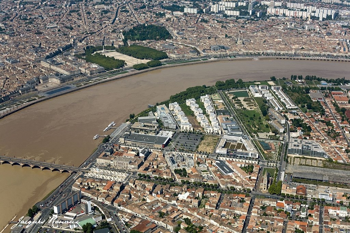 Diagnostics de pollution des sols à Bordeaux